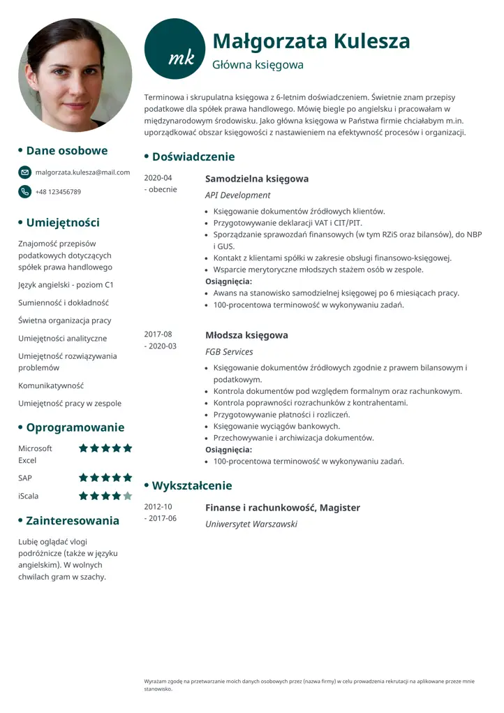 cv template initials green