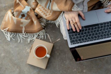 CV bez doświadczenia - jak napisać? Wzór i przykłady