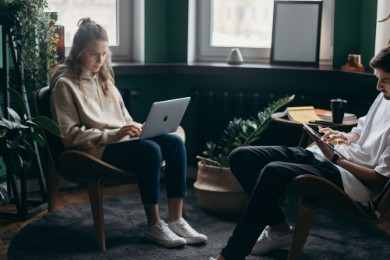 CV ze zdjęciem czy bez w 2025 roku? Zasady