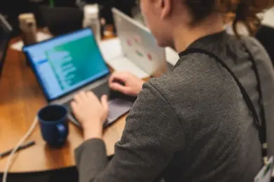 Hackathon: co to jest i gdzie wziąć udział w 2025?