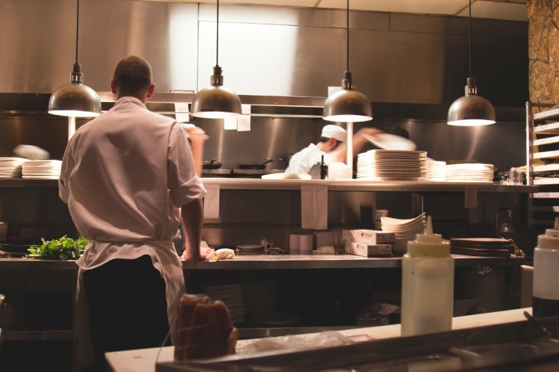 Zawód kucharz - ile zarabia kucharz i jak nim zostać?