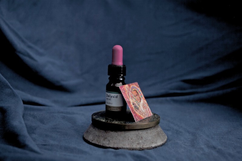 Czy mikrodawkowanie LSD doda ludziom skrzydeł w pracy?