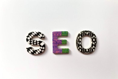 SEO – co to jest? Zasady pozycjonowania i optymalizacji [2026]