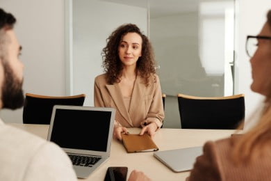 Umowa o pracę na okres próbny: opis, wzór, wypowiedzenie