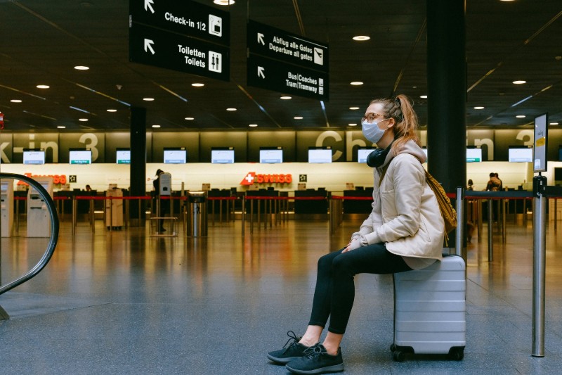 Wakacje w cieniu palmy czy pandemii? Badanie opinii 2020