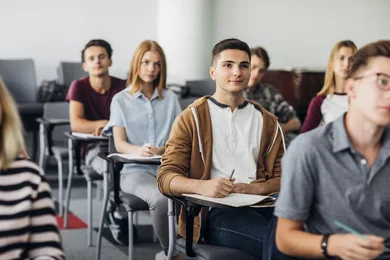 Czy polska szkoła przygotowała nas do pracy? [Badanie]